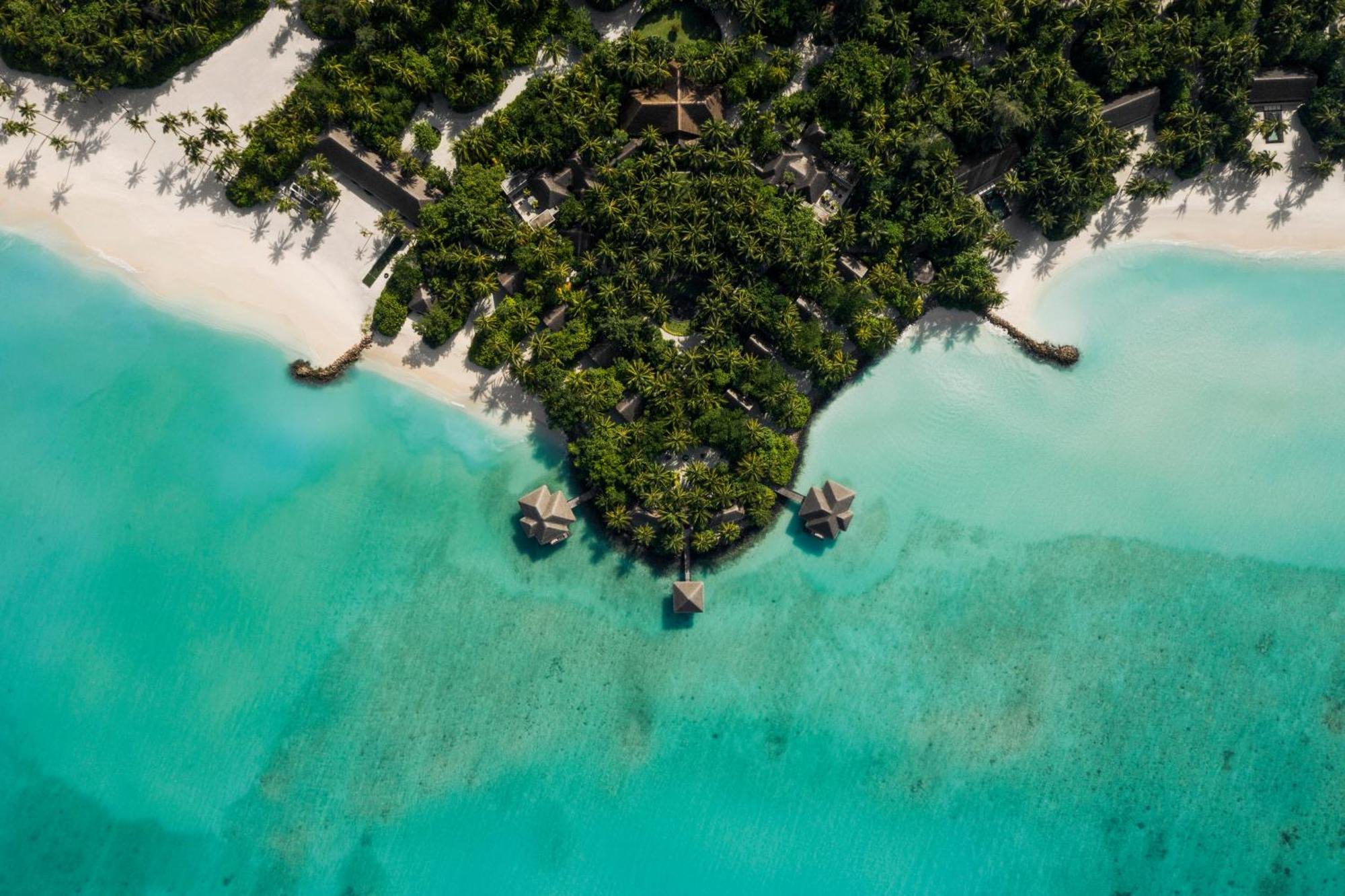 One&Only Reethi Rah Hotel Exterior photo